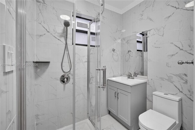 Foto del edificio - 1011 NW 30th Ct