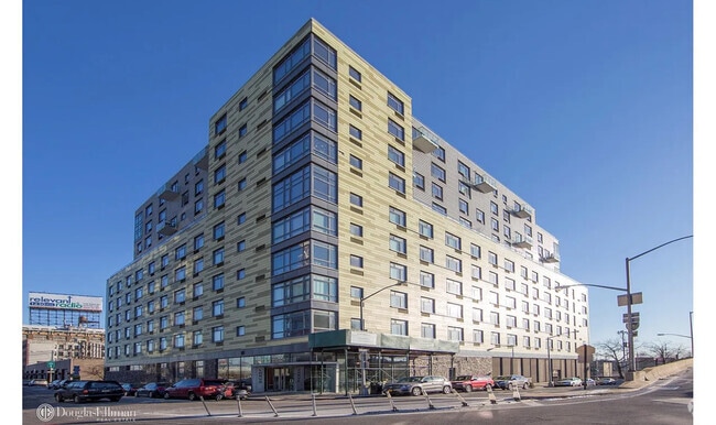 Building Photo - 1011 49th Ave