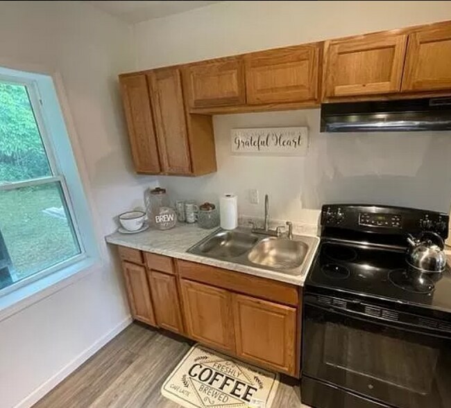 Foto del edificio - 109 Easy St