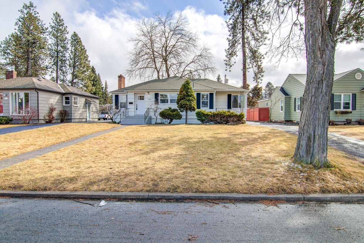 1120 E 42nd Ave, Spokane, WA 99203 House Rental in Spokane, WA