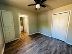 Foto principal - 1711 NW Kingsbury Ave