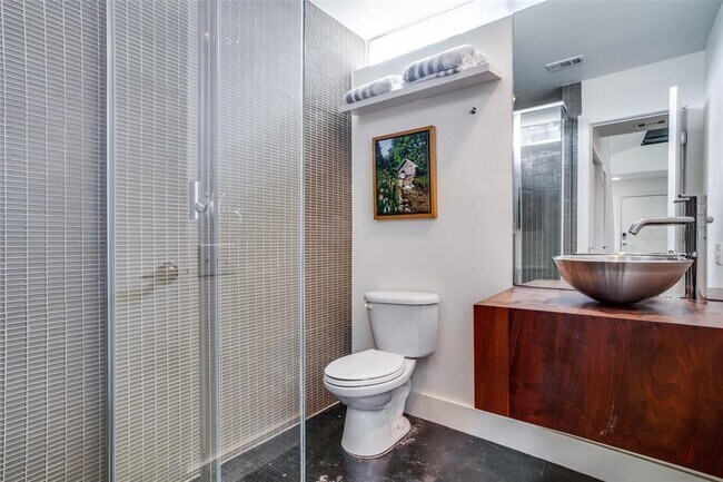 Foto del edificio - 1429 Caddo St