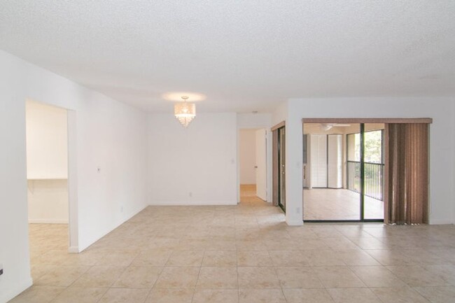 Foto del edificio - 3887 Cocoplum Circle 3507, Coconut Creek, ...