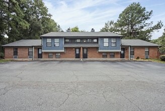 Building Photo - 1205 Natchez Trce SW