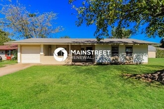 Building Photo - 602 Hodges Dr