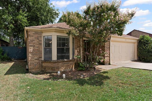 Building Photo - 841 Country Club Pl