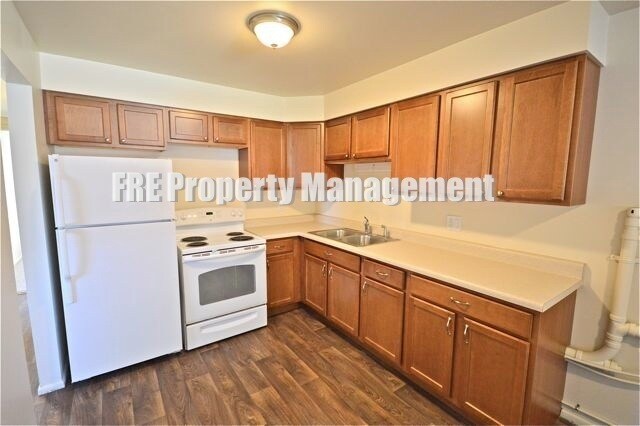 Primary Photo - 336 E 3360 S