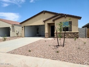 Building Photo - 336 W Tenia Trail