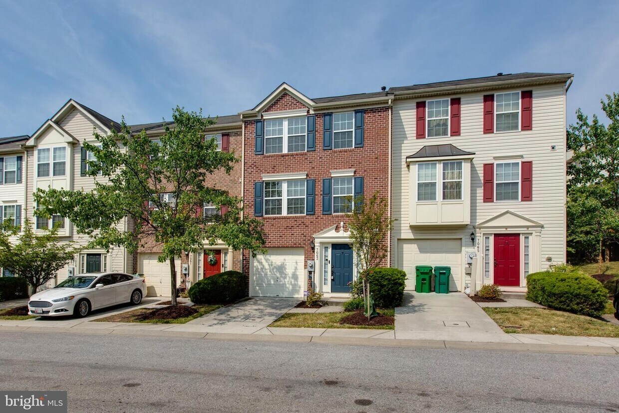 Primary Photo - 7063 Holly Springs Ln