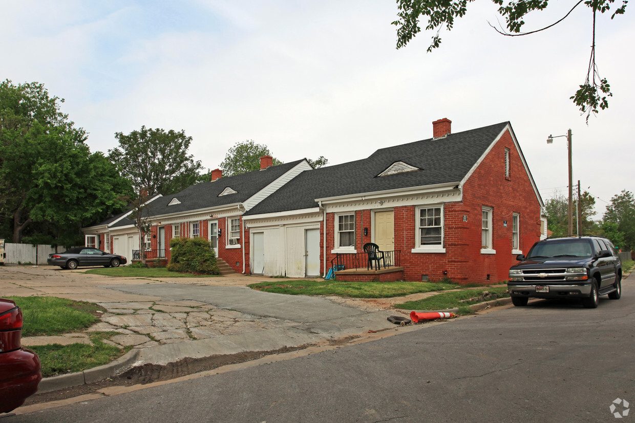 Foto del edificio - Gatewood Manor Apartments