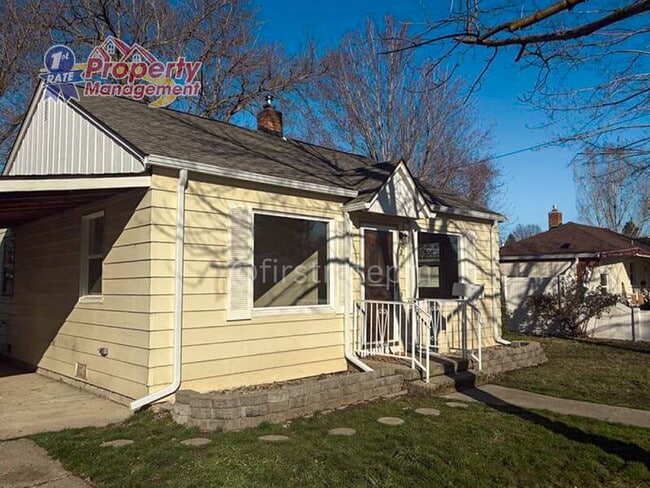 Building Photo - 421 N Archer St