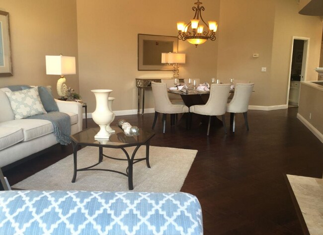 Foto del edificio - 4009 W Lakeshore Dr
