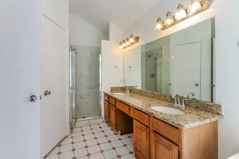 Foto del edificio - 6018 Fern Hollow Ct