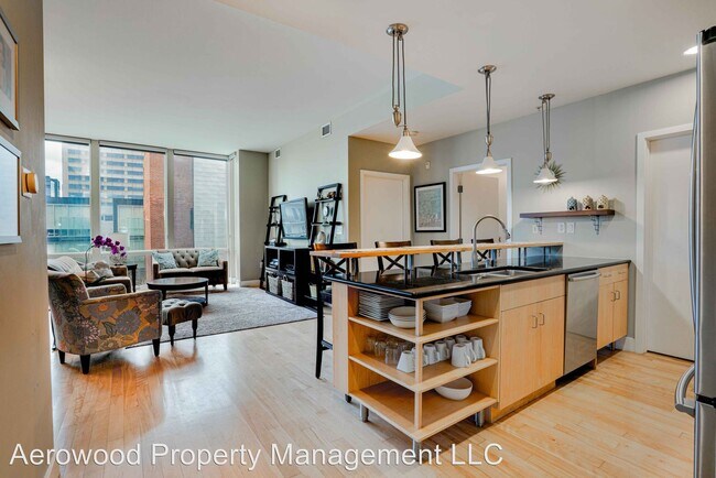 Building Photo - 2 br, 2 bath House - 1401 Delgany St. #302