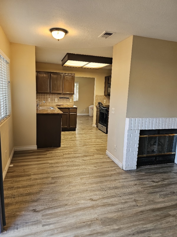 Building Photo - 2064 Riverbirch Dr