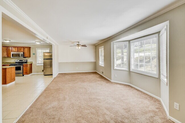 Building Photo - 1316 High Point Terrace