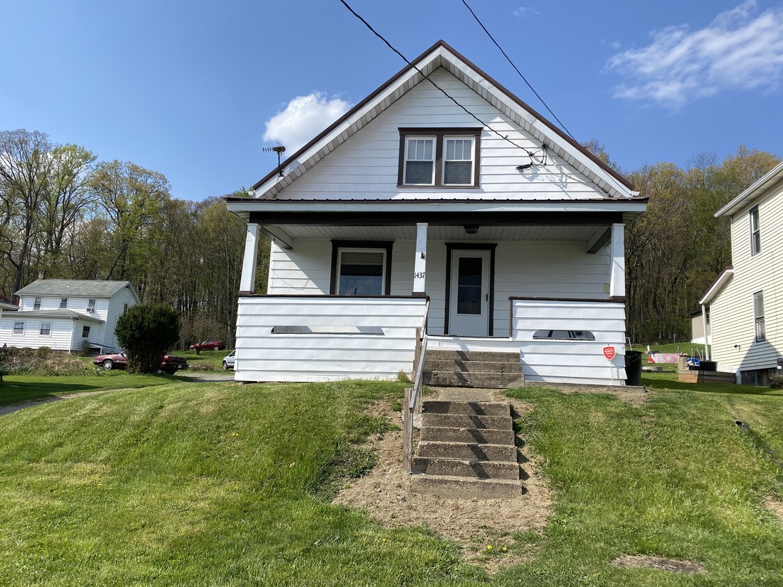 1437 Water St, Indiana, PA 15701 House Rental in Indiana, PA