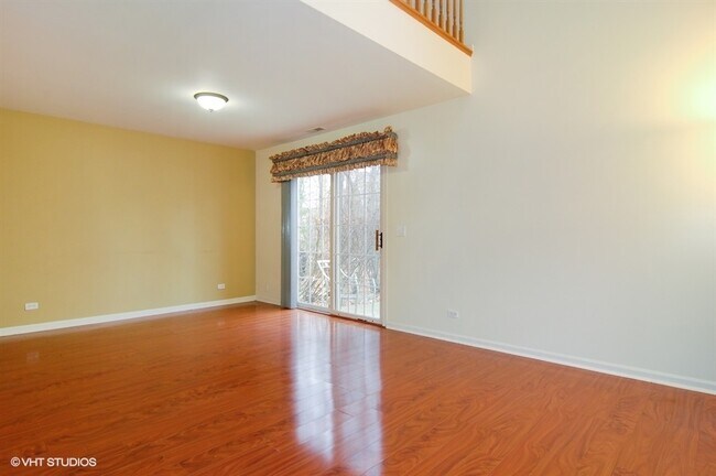 Building Photo - 1399 Laurel Oaks Dr