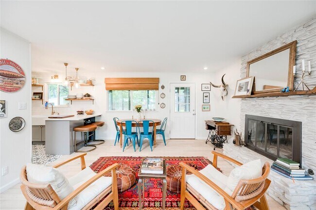 Foto del edificio - 406 Arbor Ln