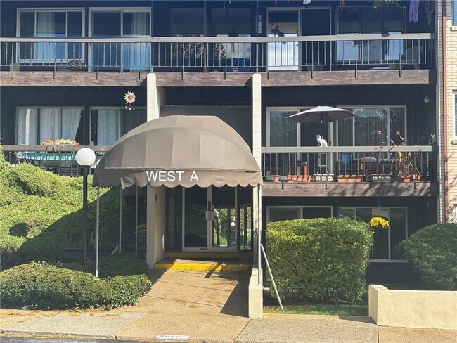 Foto del edificio - 400 Narragansett Pkwy