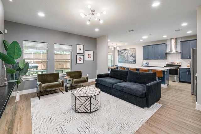 Foto del edificio - 12914 Leatherback Ln