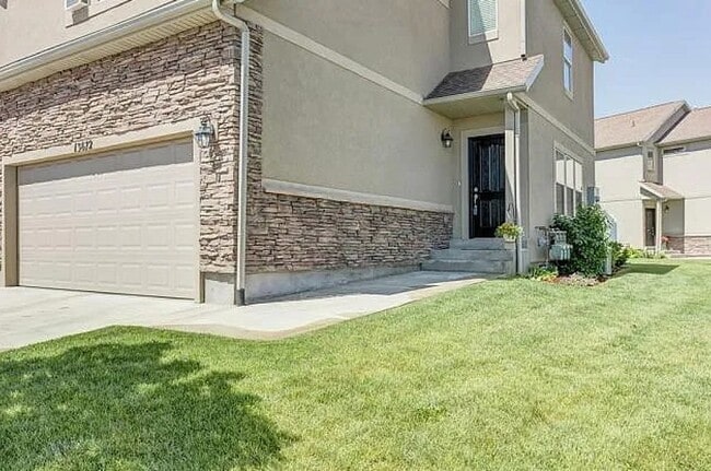 Photo - 13672 S 4805 W (Riverton, UT) Townhome