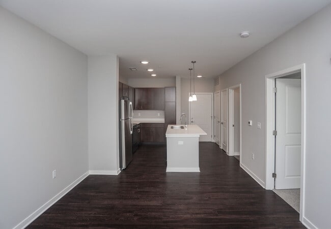 Building Photo - Riverview