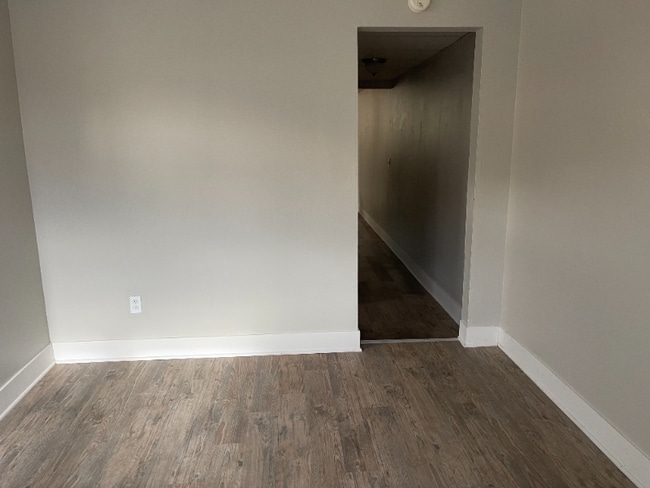 Building Photo - 2917 Glendora Ave