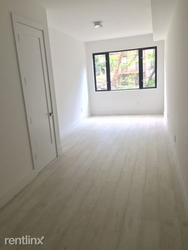 Foto del edificio - 880 Macon St