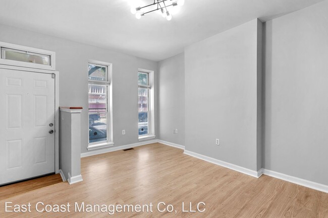 Building Photo - 2 br, 2 bath House - 705 N Baker St