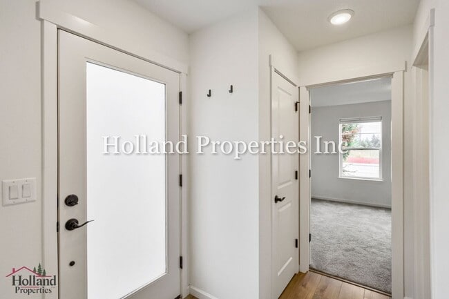 Foto del edificio - 6794 SE Crimson Ln