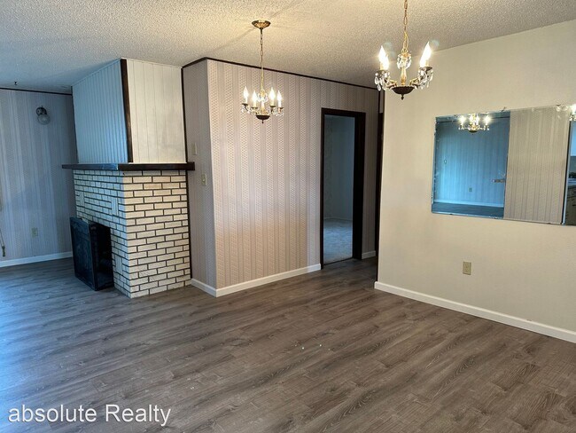 Building Photo - 3 br, 2 bath House - 2112 N Santiago Ave