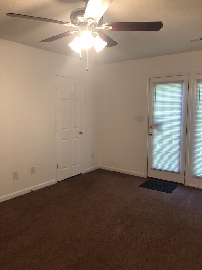Foto del edificio - 145B 2nd Ave China Grove, NC 28023