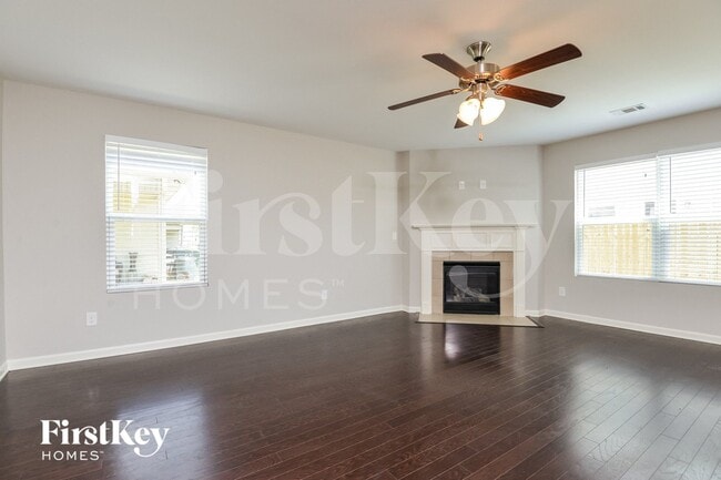 Foto del edificio - 5884 Cheshire Cove Trail