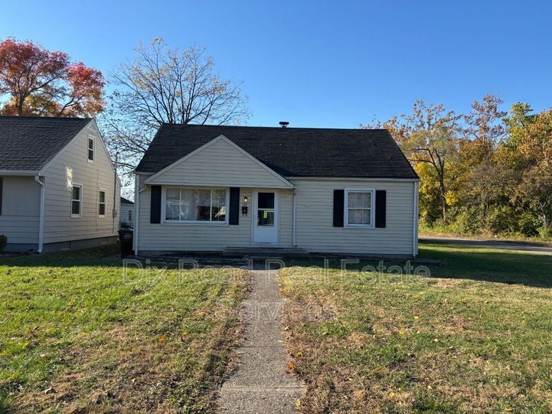 Photo - 177 Thomas Boulevard