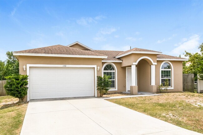 Foto del edificio - 1143 Doncaster Ct
