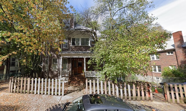 Building Photo - 35 Ridgemont St