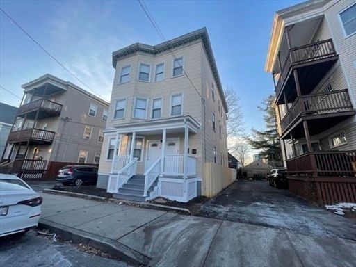 Building Photo - 50 Kirtland St
