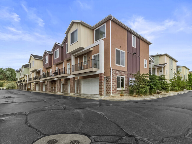 Fotografía exterior de casas adosadas - South Ridge Townhomes and Apartments