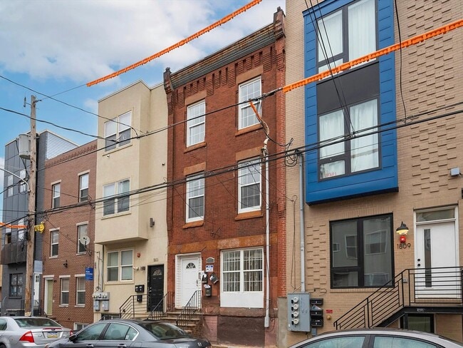 Building Photo - 1811 N 18th St