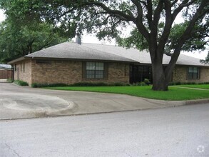 Building Photo - 4859 Ledgestone Ct