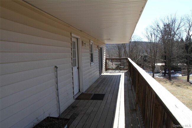 Building Photo - 11 John Taylor Dr