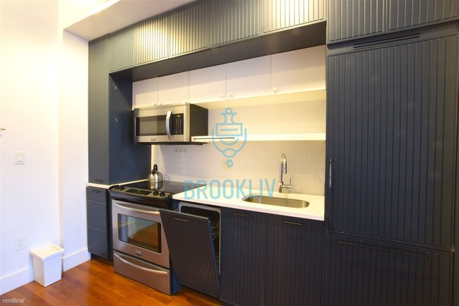 Foto del edificio - 4011 Fillmore Ave