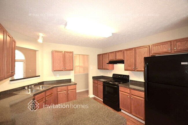 Building Photo - 7540 Mountain Breeze