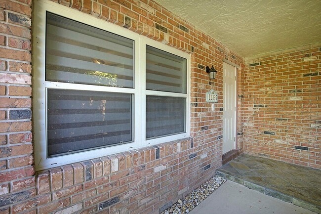 Building Photo - 11337 Little Bear Way