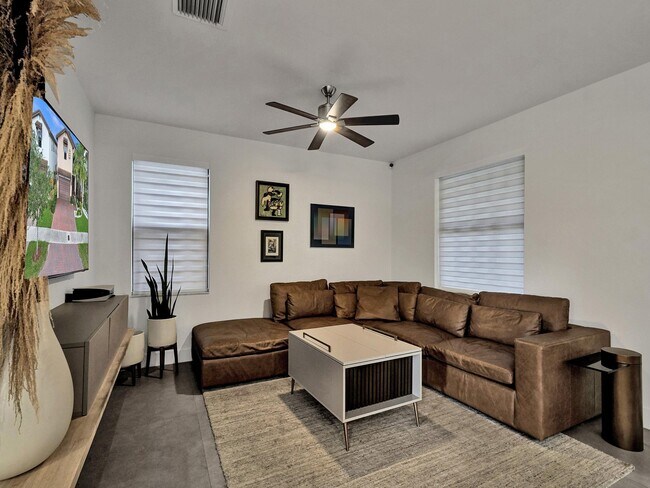 Building Photo - 8740 NW 103rd Ave