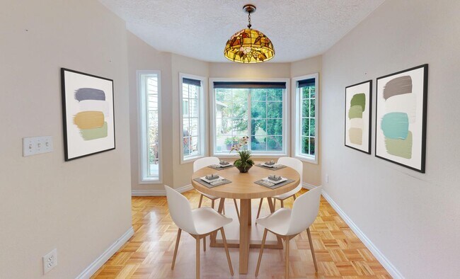 Building Photo - Room in 6 Bedroom Home at 3713 SE 153rd Ave