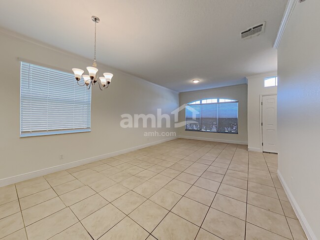 Foto del edificio - 14736 Stonebriar Way