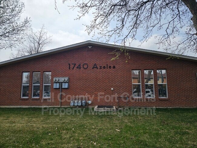 Foto del edificio - 1746 Azalea Dr