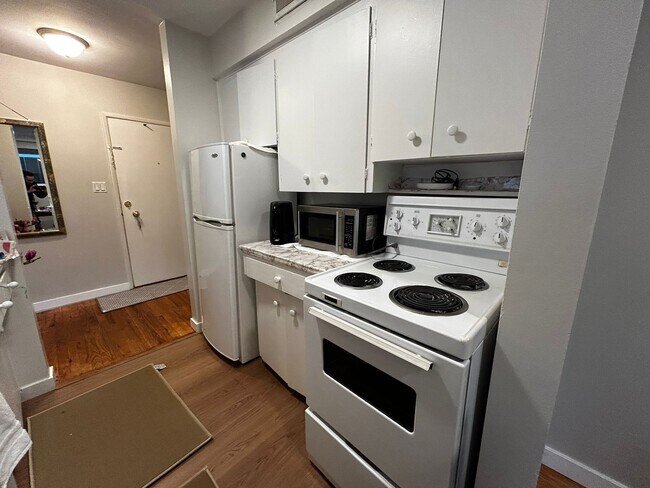 Photo du bâtiment - 357 W 4th St
